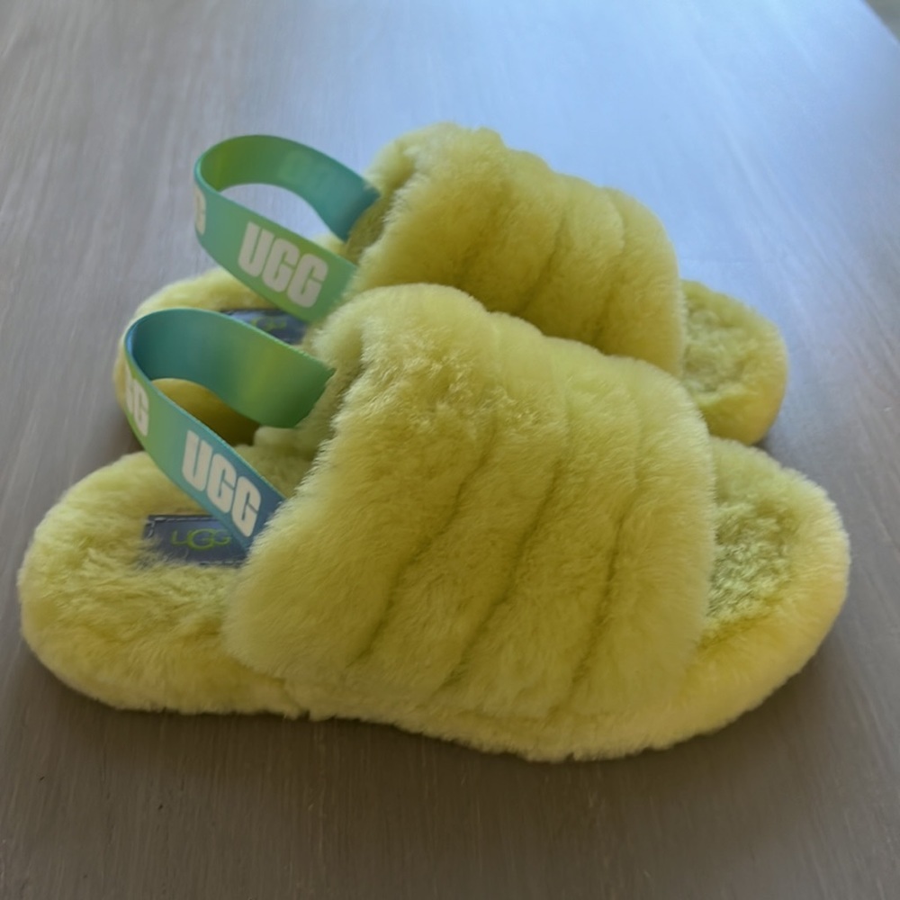 UGG Australia Fluffy Yellow Slipper - Picture 3 of 8